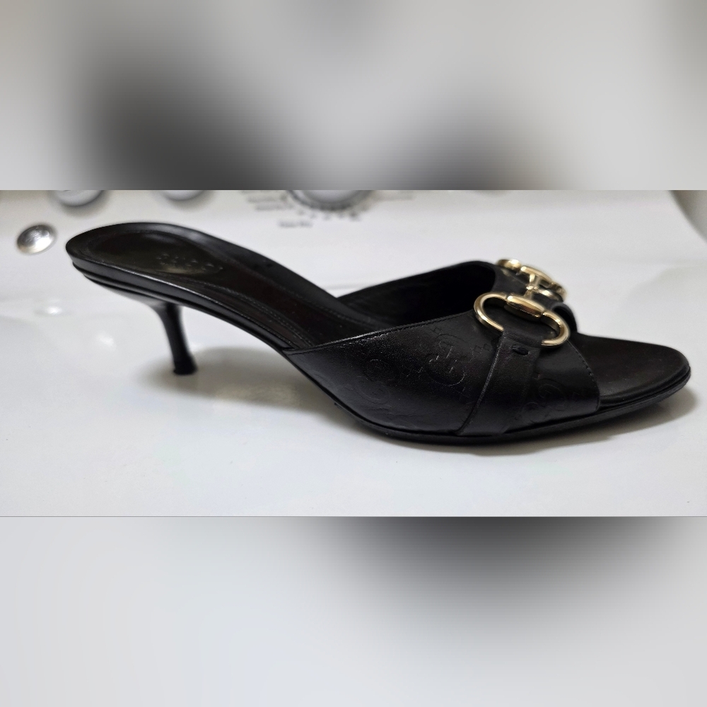 Gucci Black Leather Horsebit Kitten Heel Slides with Gold Hardware GG - Picture 2 of 9